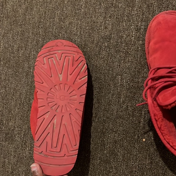 Selling Uggs - Picture 3 of 3